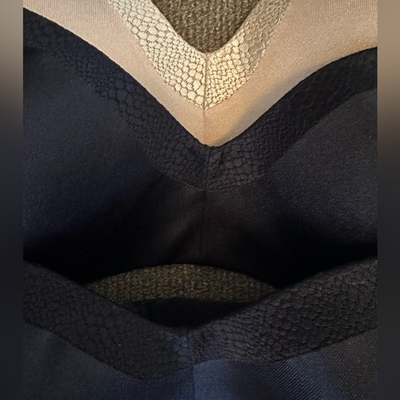 3 Warners Bras 40 B wireless - Picture 4 of 6